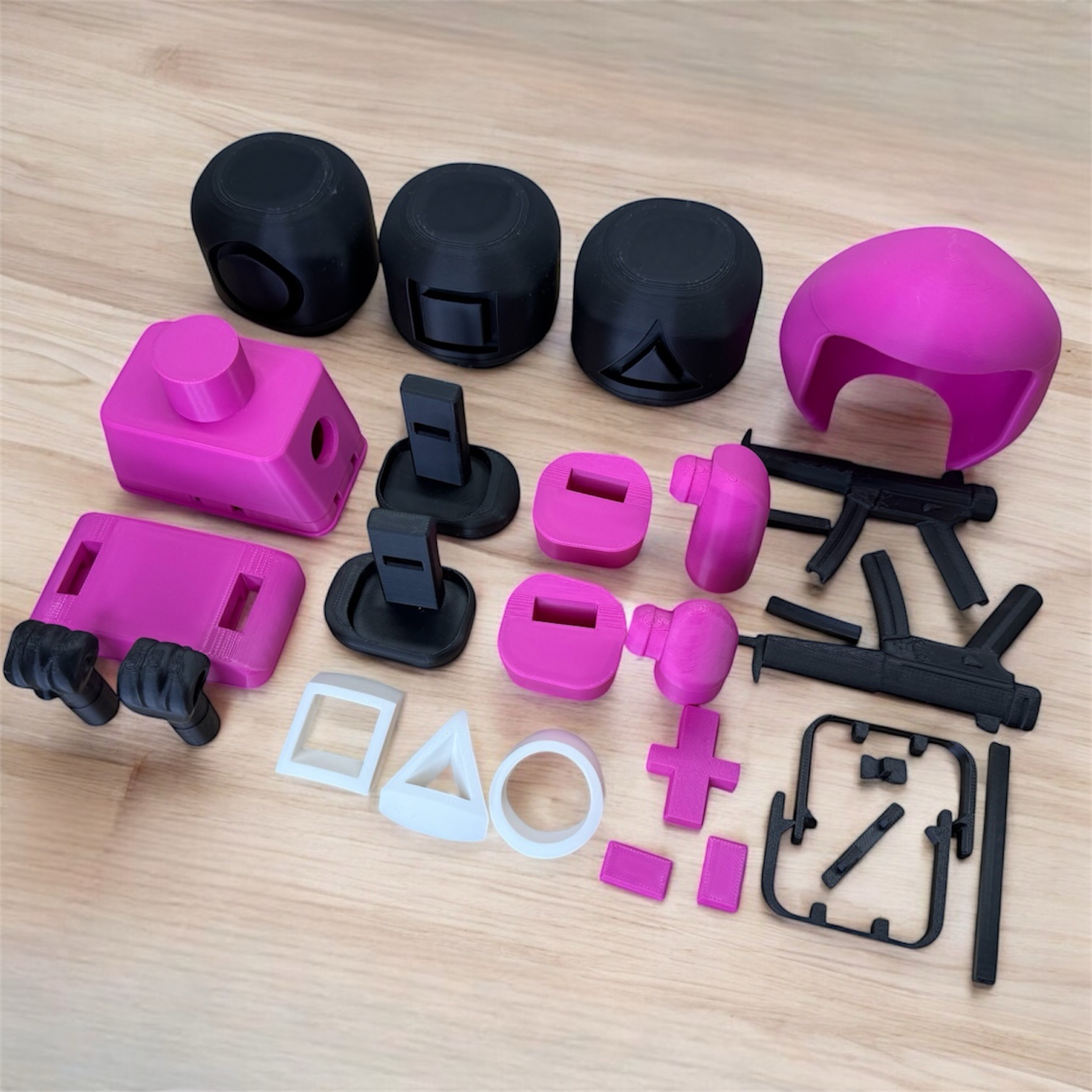 Soldado Rosa (El Juego del Calamar) - Kit para Montar