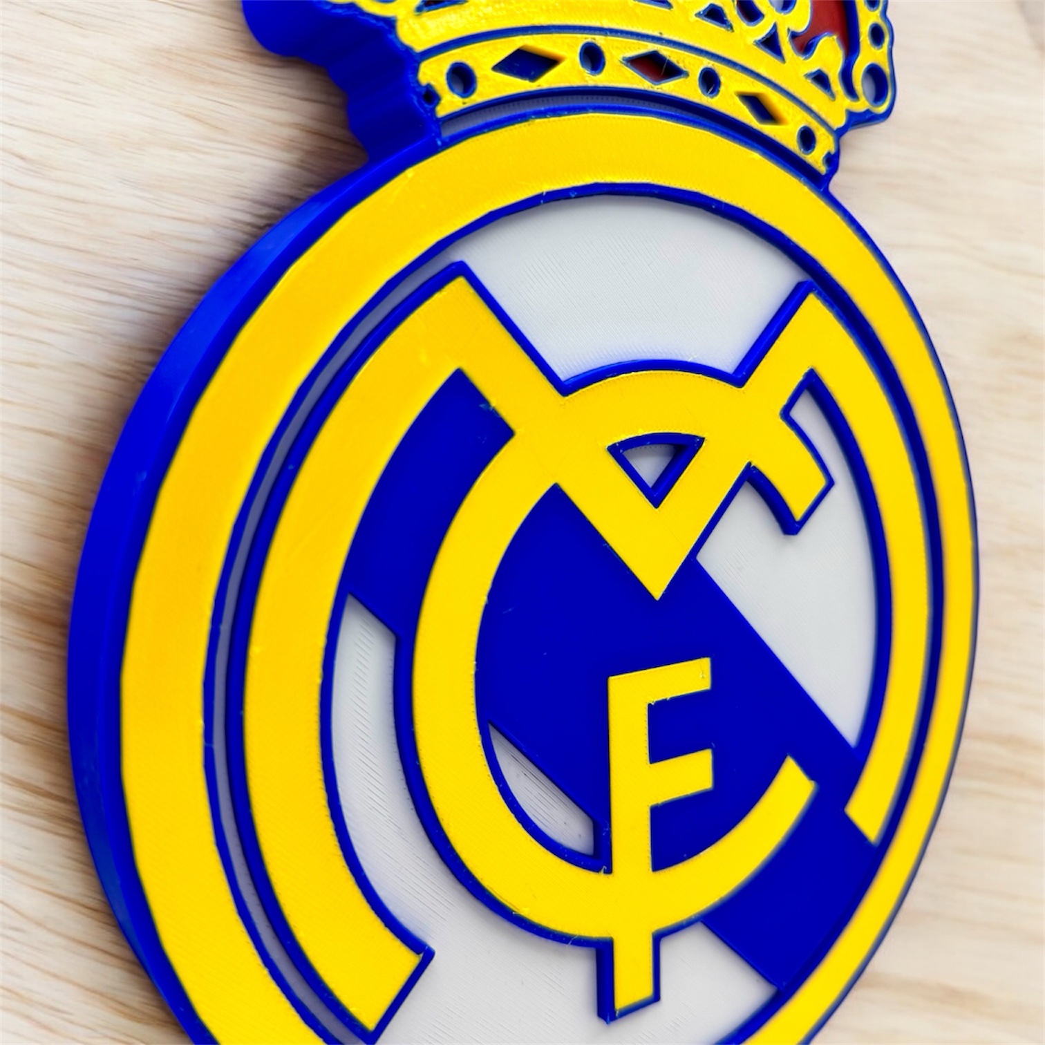 Escudo Real Madrid CF 3D - BokeDesign